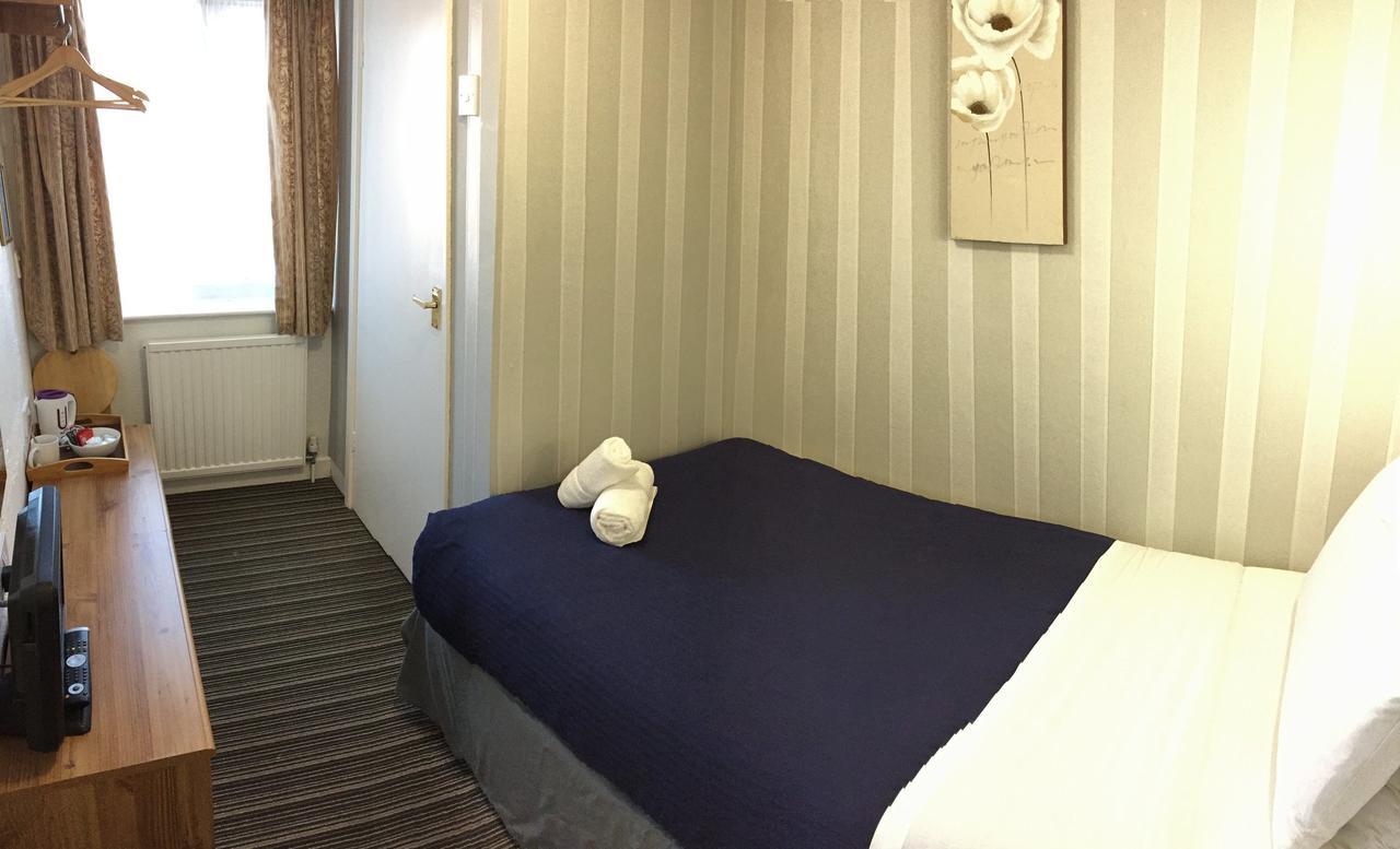 The Talbot Hotel Southport Pokoj fotografie