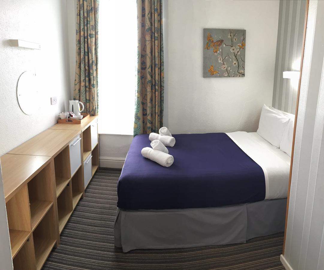 The Talbot Hotel Southport Pokoj fotografie